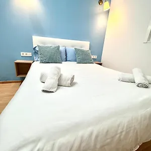 apartamento-en-sants.topbarcelonahotels.com/